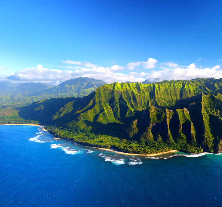 Big Island vs Kauai: Which Hawaiian Island is Best for Your Family?